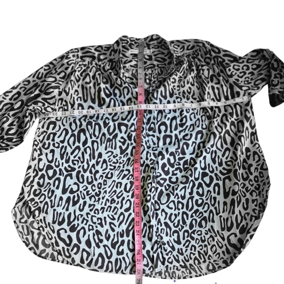 Rebecca minkoff Fleur Half Sleeve Blouse Blue And Black Leopard Print Size Small - Picture 12 of 15